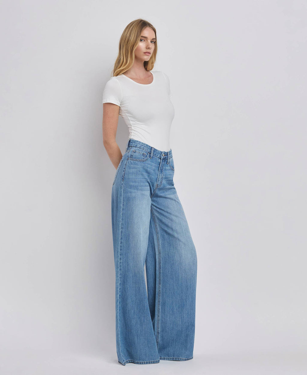 VERVET Wide Leg Jeans