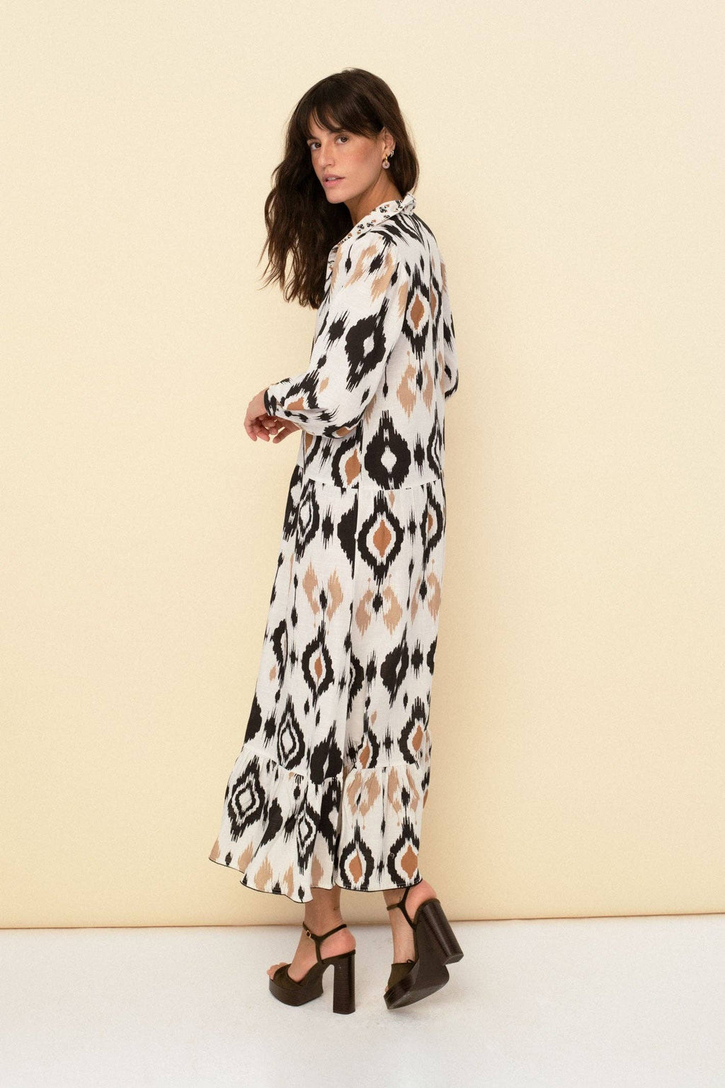 Sonmer Carmen Dress Ecru