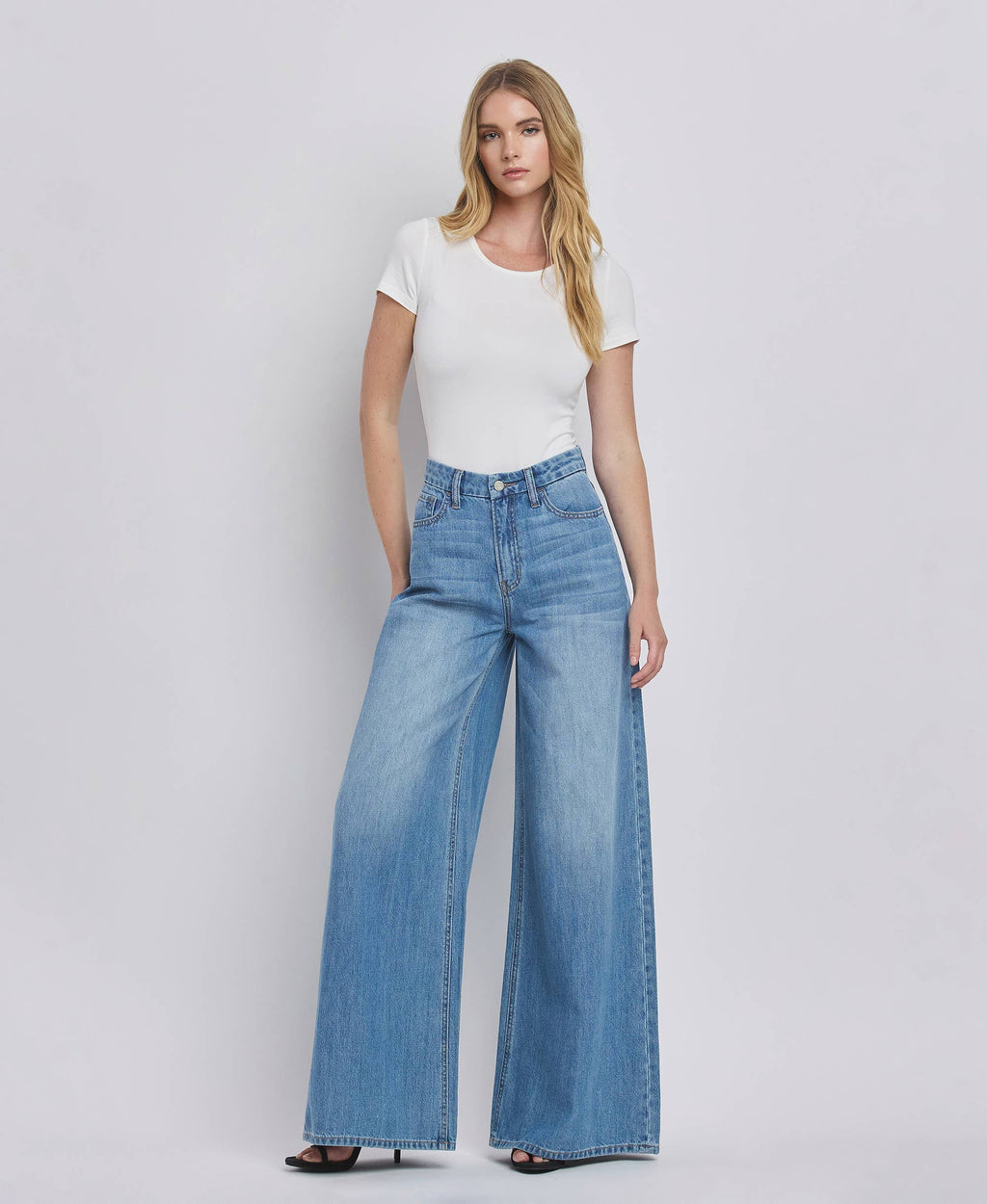 VERVET Wide Leg Jeans
