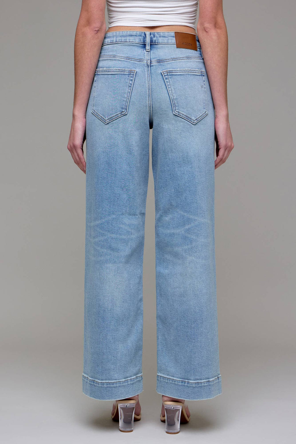Hidden Jeans Light Wash Front Pocket Stretch Wide leg