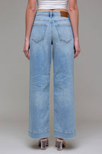 Hidden Jeans Light Wash Front Pocket Stretch Wide leg