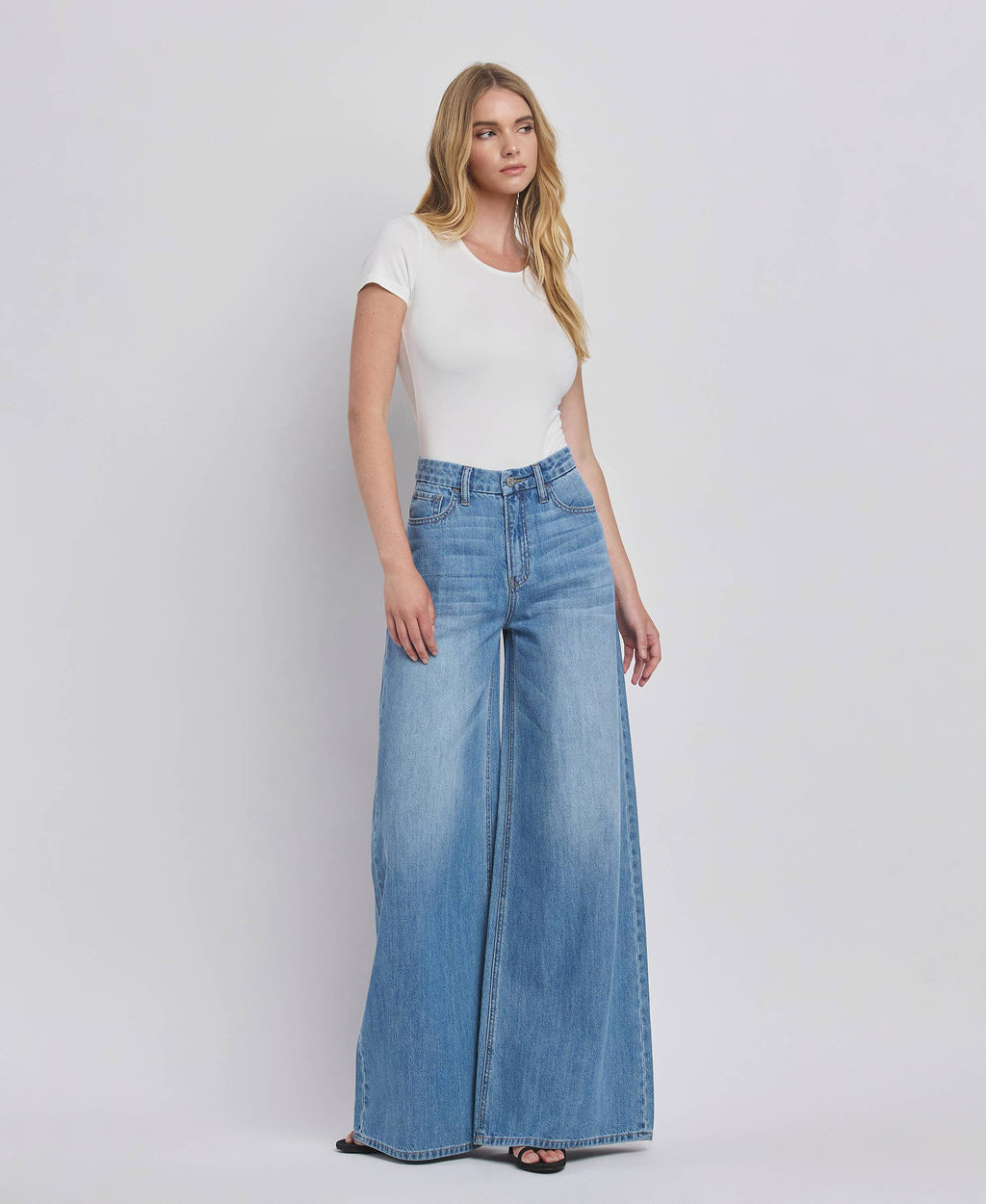 VERVET Wide Leg Jeans