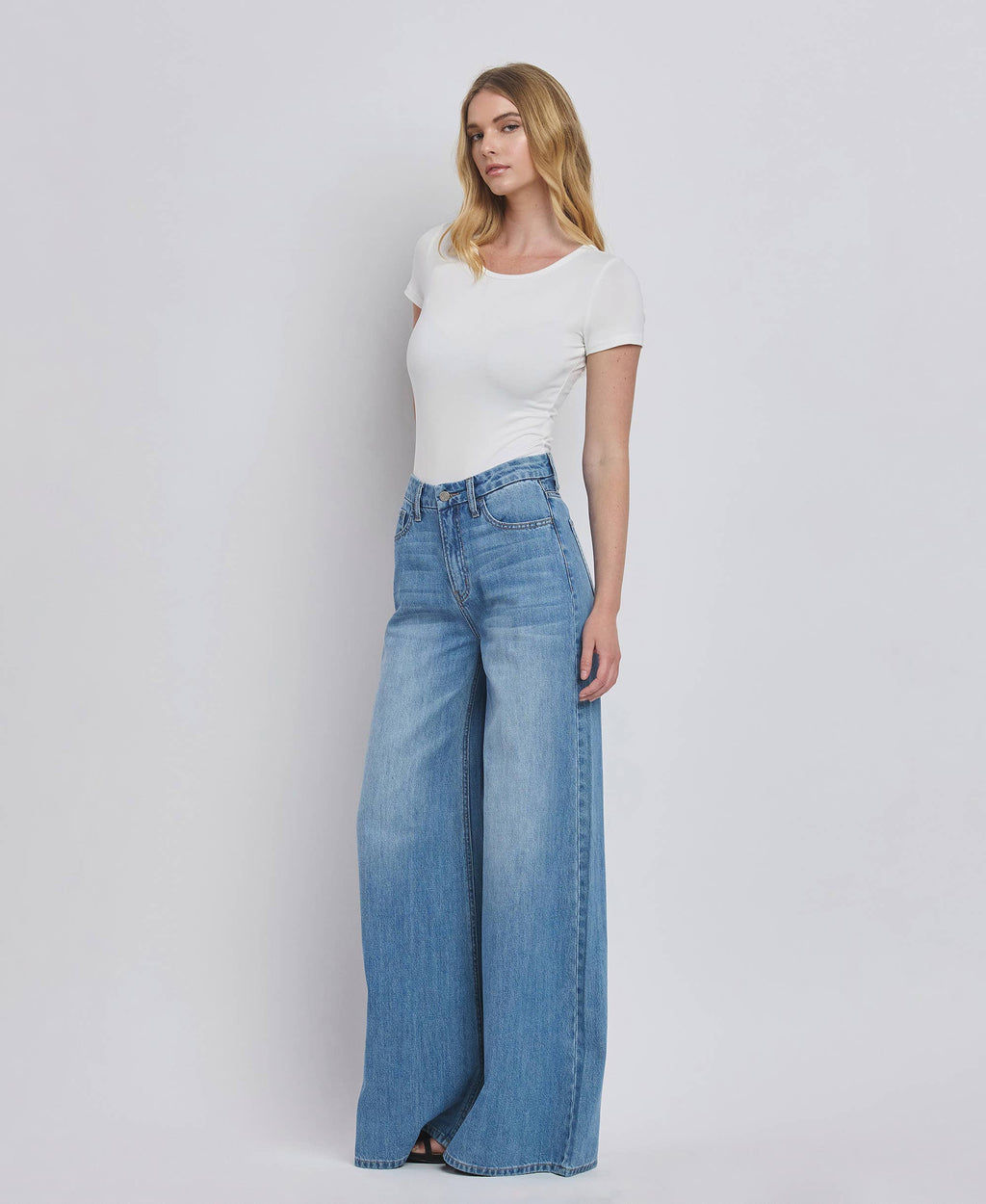 VERVET Wide Leg Jeans