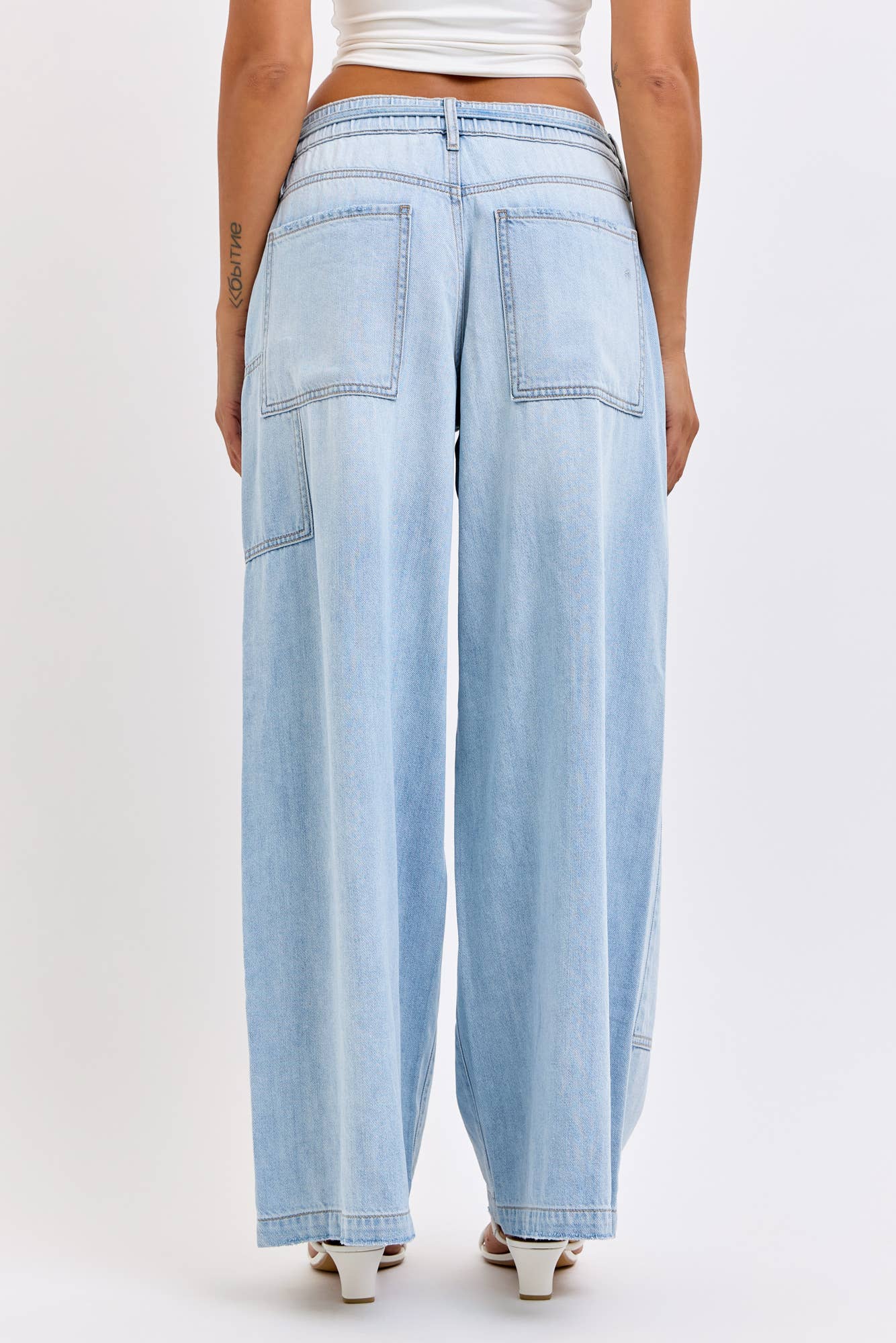 HIDDEN JEANS Medium Light Drawstring Utility Pocket Wideleg